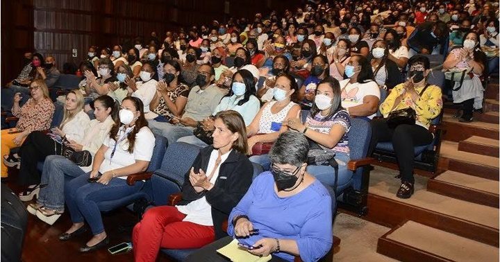 Fundacion Polar clases 1 - La Fundación Polar habló sobre salud mental y violencia escolar en el regreso a clases