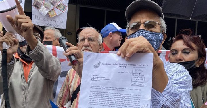 Pensionados del Ivss 9 2022 1 - Los pensionados del IVSS no adquieren ni una cuarta parte de lo poco que compraban en marzo