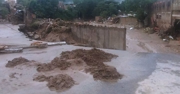 La Tragedia de Tejerias lluvia 8 10 2022 3 - Karina Carpio, la gobernadora del estado Aragua se molestó porque publicaron en las redes La Tragedia de Tejerías