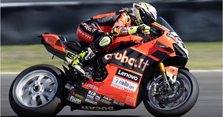 Alvaro Bautista en Superbike 2022 2