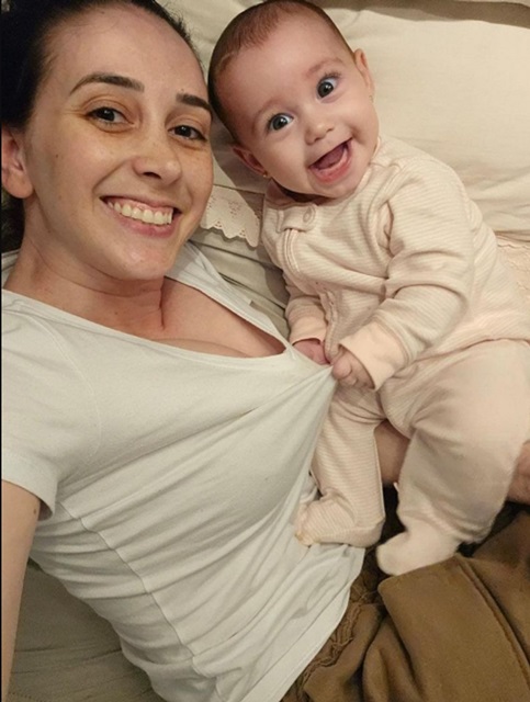 Angélica pensaba que no sería posible quedarse embarazada de forma natural debido al tipo de cáncer que padecía, pero lo consiguió y su bebé nació el pasado 24 de diciembre