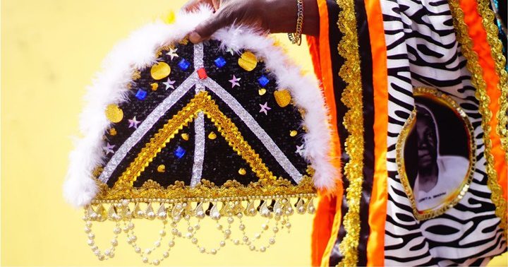 Traje de madamo de Israel Brown