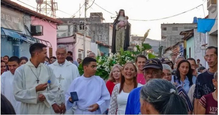 Santa Rosa en Carúpano 2