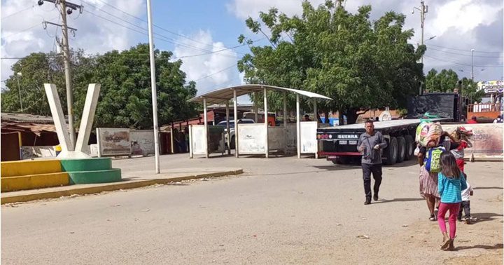 Mujeres wayuu y añú en la Guajira
