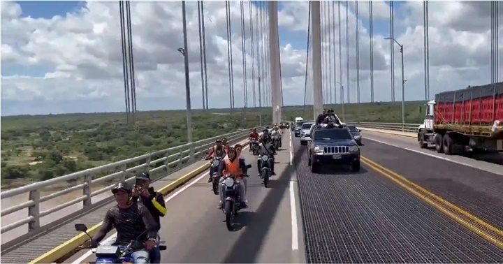 María Corina Machado pasando Anzoátegui