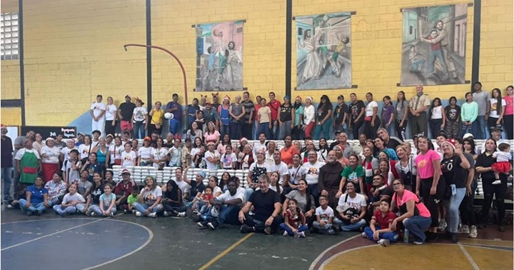 Cena Navideña Frailes de Catia 2024