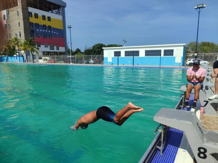 8a5ea465 a9b9 4c3c b792 5b8a0c1949e8