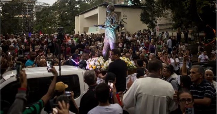 José Gregorio Hernández recorrió Caracas 2