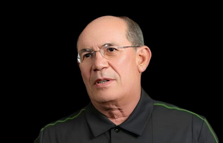 Omar González secuestrado en la Embajada de Arg