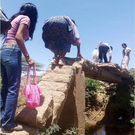 Puente peatonal Miralejos la Guajira 1