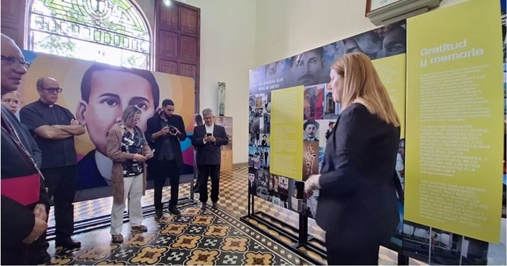 Exposición Dr. José Gregorio Hernández 1