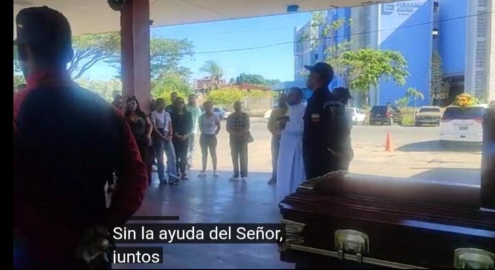 Tributo a quien honor Merece