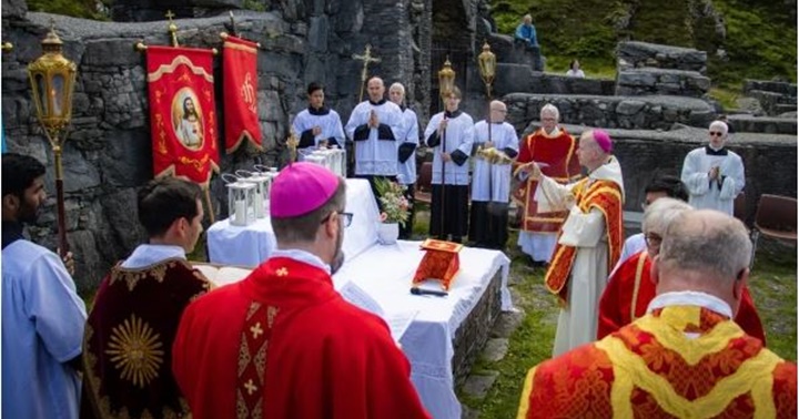 Monasterio benedictino en Selja 5