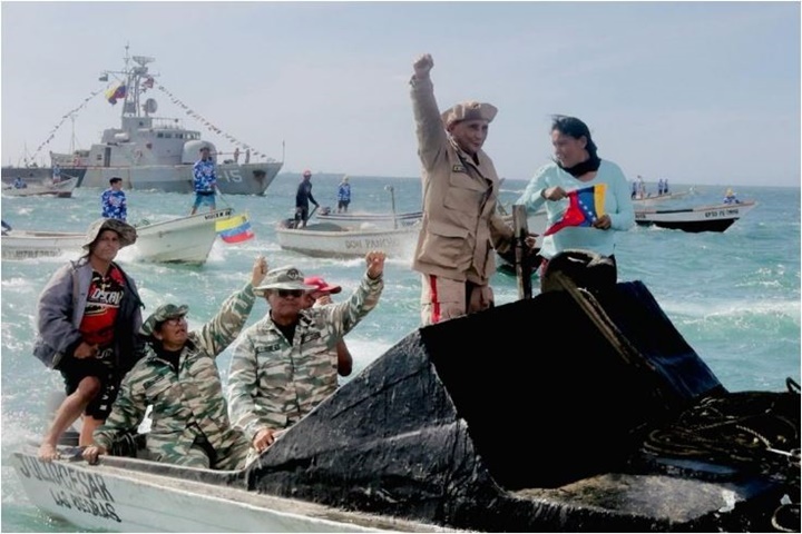 Pescadores venezolanos y militares