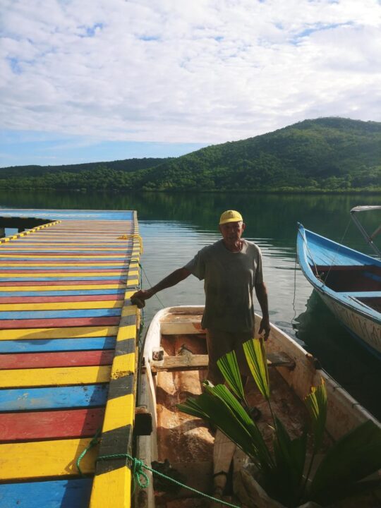 Orangel el la Bahía de Mochima