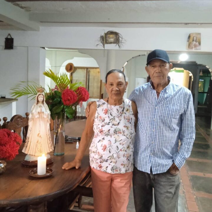 Orangel y su Amada Maena