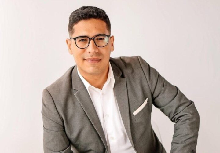 Periodista Joan Gamargo