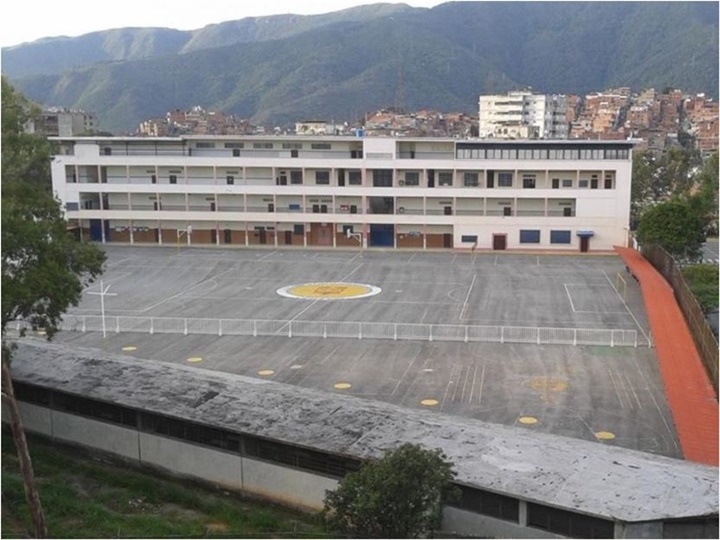 Colegio San José de Calasanz en Catia.