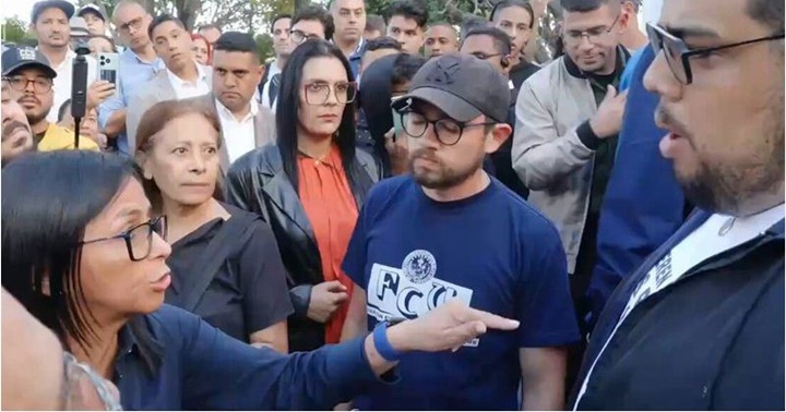 Delcy Rodríguez en la UCV