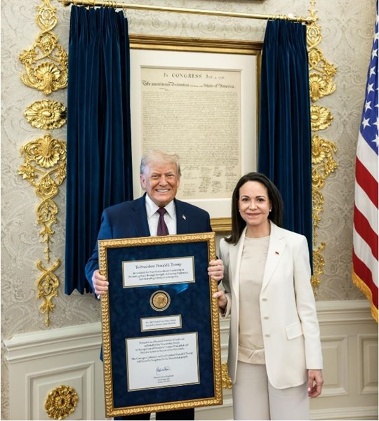 María Corina Machado y Donald Trump 1