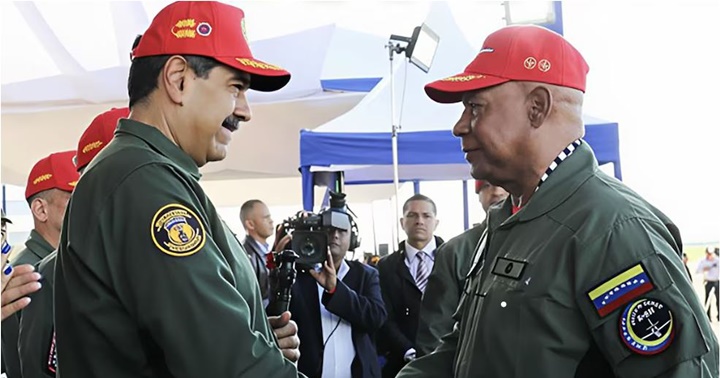 Lusi Ramón Reyes Reyes Y nicolás Maduro
