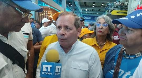 El dirigente Juan Pablo Guanipa y la Directora de Valeres de Vente Venezuela , Yaira Ortiz